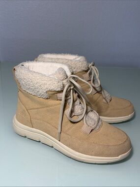 Cozy Lace-Up Tan Sherpa Ankle Boots